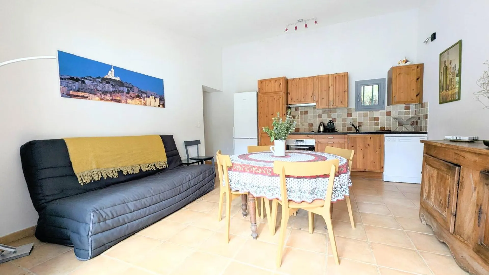 Maison 3 Chambres, Calme Absolu, Piscine, Tennis, Parking, Calanques Roquefort-la-Bedoule France