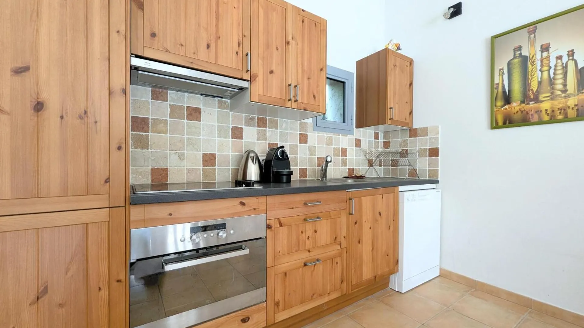 Holiday home Maison 3 Chambres, Calme Absolu, Piscine, Tennis, Parking, Calanques Roquefort-la-Bedoule France